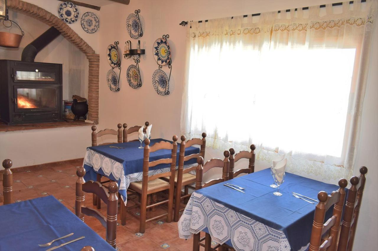 Posada El Arriero Torrejón el Rubio Exteriör bild