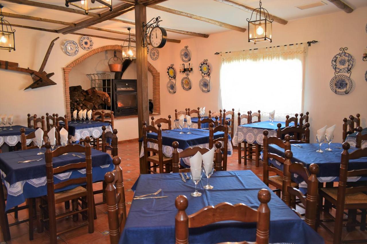Posada El Arriero Torrejón el Rubio Exteriör bild